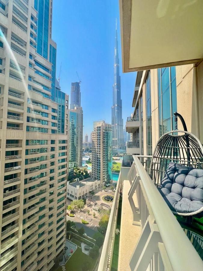 First Class 2Br With Burj Khalifa & Downtown View Dubai Eksteriør billede