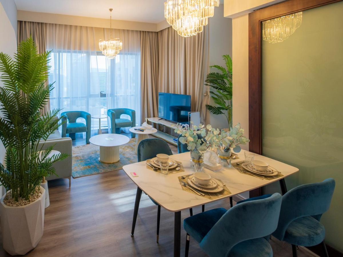 First Class 2Br With Burj Khalifa & Downtown View Dubai Eksteriør billede